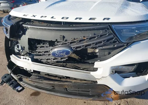 2021 Ford Explorer Xlt z USA, uszkodzony, nr VIN 1FMSK8DH5MGC10278